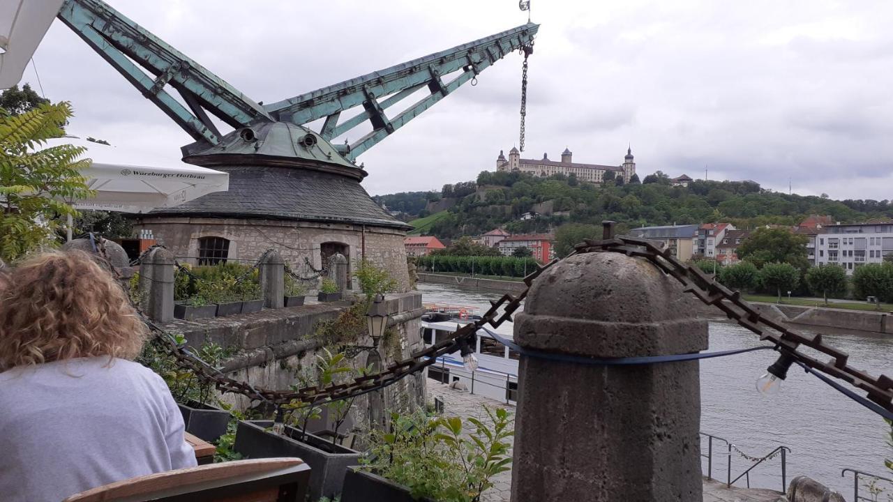 Ferienwohnung Seegarten Waldbuttelbrunn Bagian luar foto